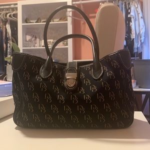 Dooney & Bourke Shoulder Bag